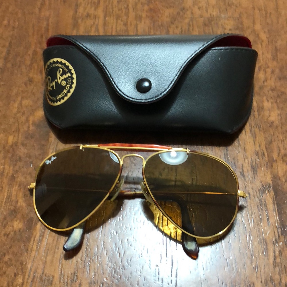 Ray Ban with brown detail